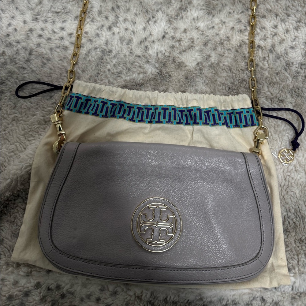 Tory Burch Amanda Crossbody Bag, Gray with Gold Hardware